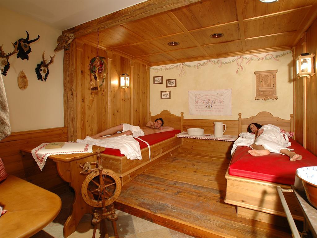 Hotel Garni Romantika Serfaus Luaran gambar