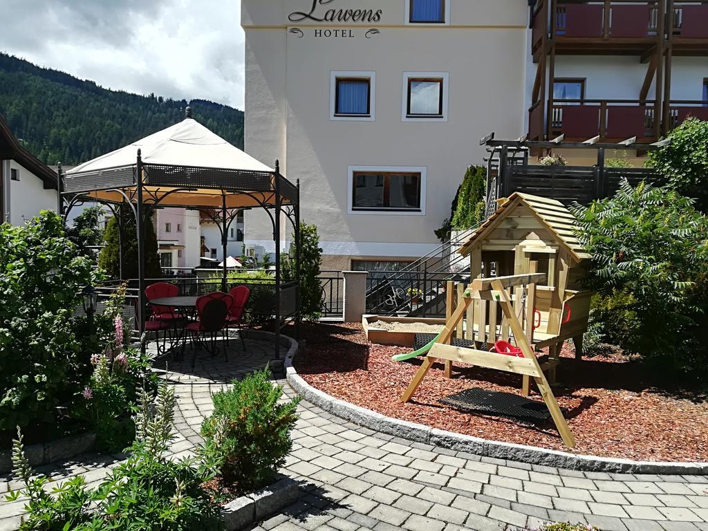 Hotel Garni Romantika Serfaus Luaran gambar