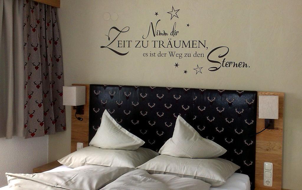 Hotel Garni Romantika Serfaus Luaran gambar